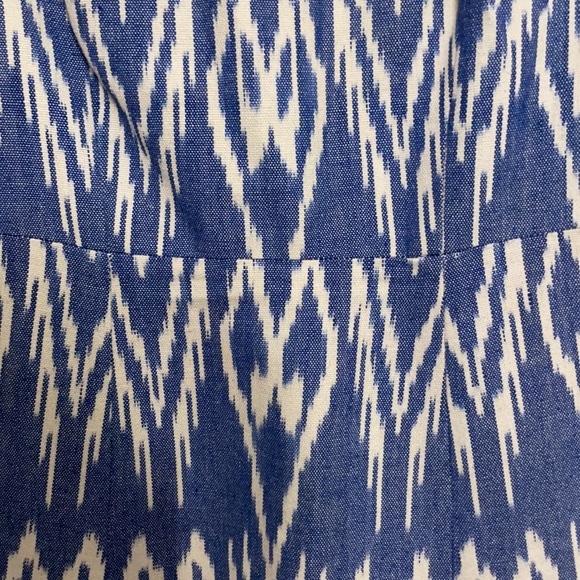 Alice + Olivia Epstein Structured Pouf Dress - Picture 8 of 9